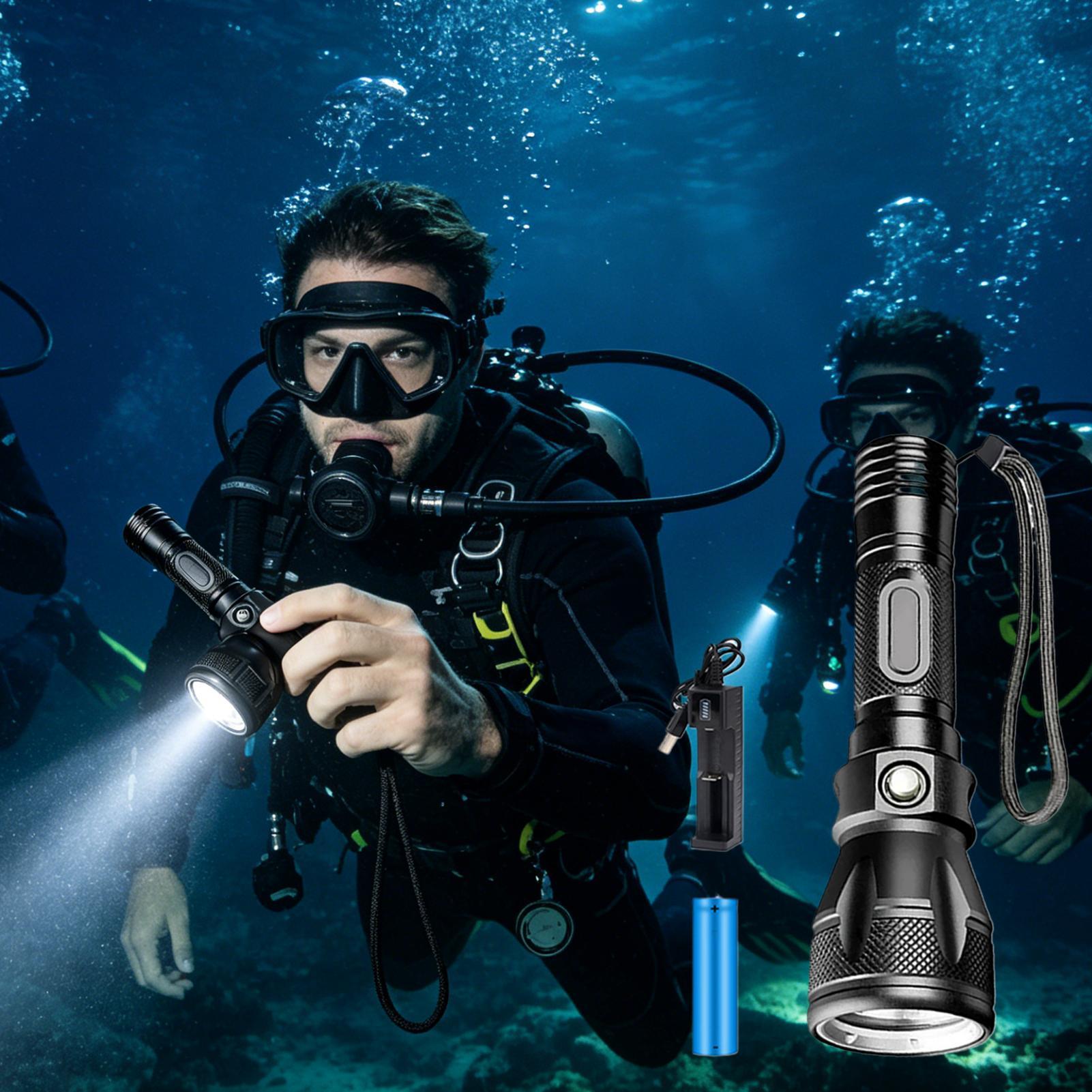 مصباح غوص LED قوي قابل لإعادة  - مراجعة Aquatic Diving وسعره